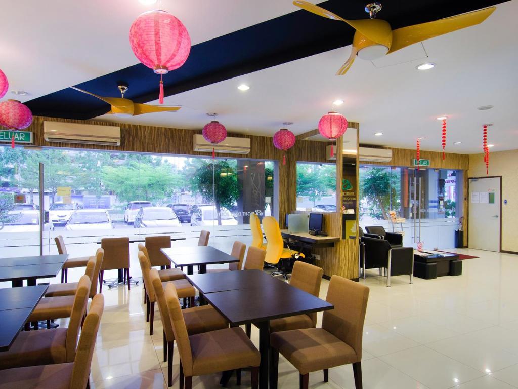 Eight Days Boutique Hotel - Mount Austin Τζόχορ Μπάχρου Εξωτερικό φωτογραφία
